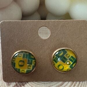 💚 5/$20 💚 Handcrafted Oregon Ducks Stud Earrings